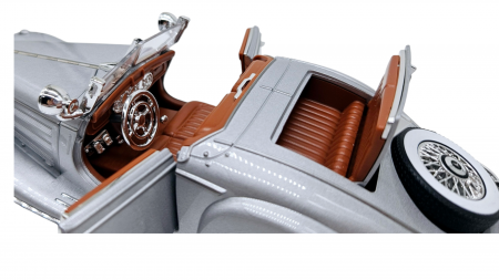 Masina metalica tip Mercedes-Benz 500K Special Roadster 1936 cu efecte de fum, Sunete si lumini, Capota portbagajul si cele 2 usi se deschid, Baterii incluse, 22 cm, Gri, Scara 1:24 [12]