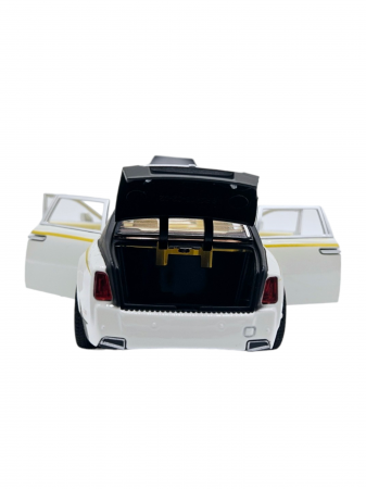 Masina metalica tip Rolls Royce Limuzina editie Gold, 3 sunete realistice, Farurile si stopurile lumineaza, Usi mobile, Baterii incluse, 21cm, Alb, Scara 1:24 [7]