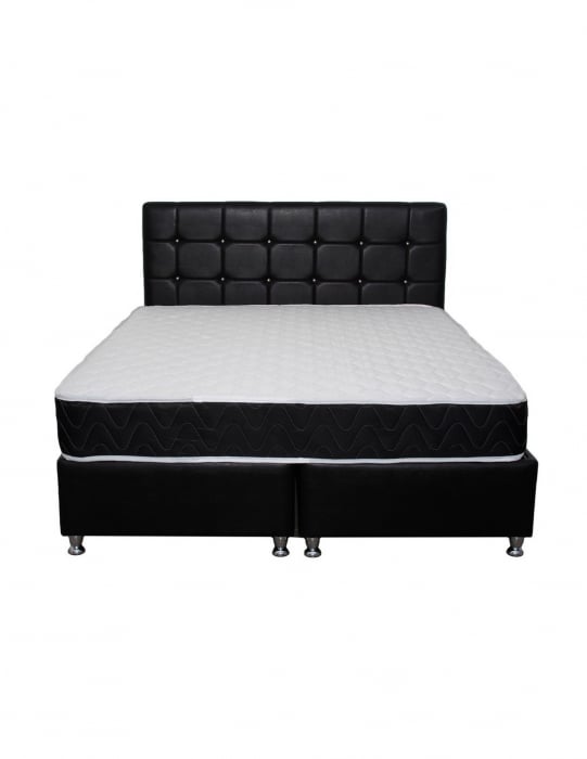 Saltea superortopedica Lux Praga 140x200x22 cu perne, prezentata pe un cadru de pat negru [6]