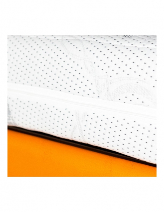 Saltea Zeus Memory Comfort 180x200 cu husa detasabila pe pat [4]
