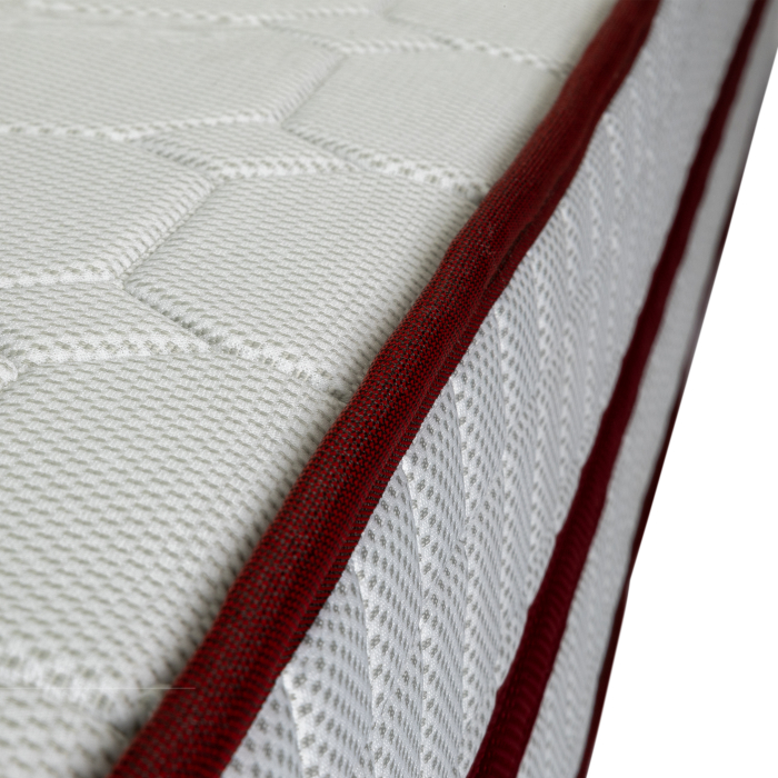 Set saltea ortopedica Roza Super Lux 140x200x26 cm cu 2 perne microfibra 50x70 cm pe un pat negru [8]
