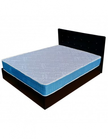 Set saltea Memory Foam PARIS 140x190x23 cu 2 perne microfibra pe pat negru [2]