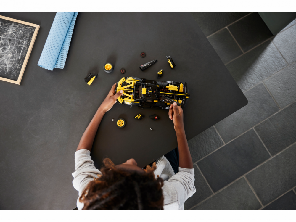 BOLID BUGATTI, LEGO 42151 [4]
