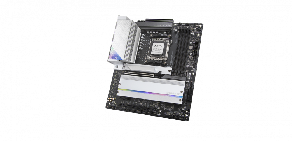 MB Gigabyte B650 AERO G [2]