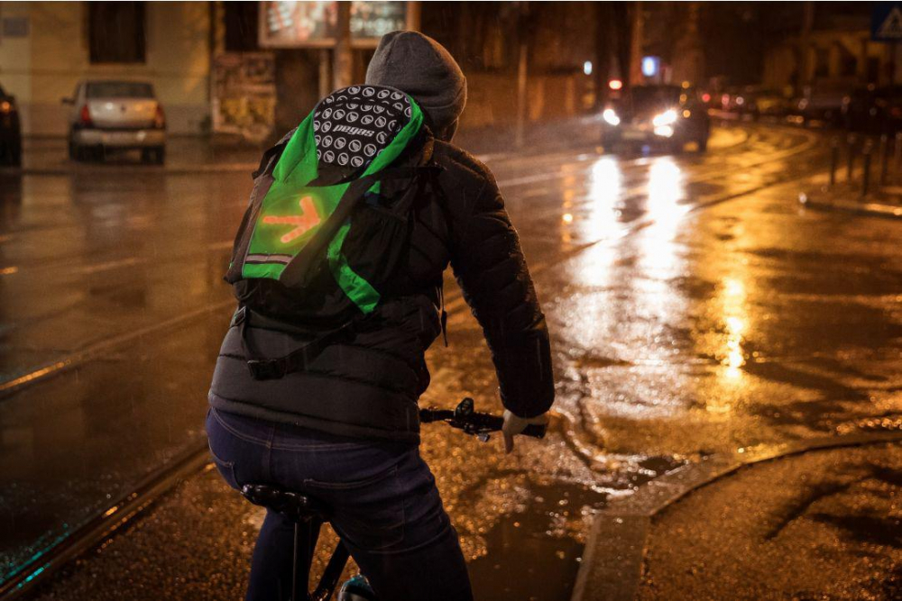 RUCSAC PEGAS CU SEMNAL 48LED USB VRD GRI [5]