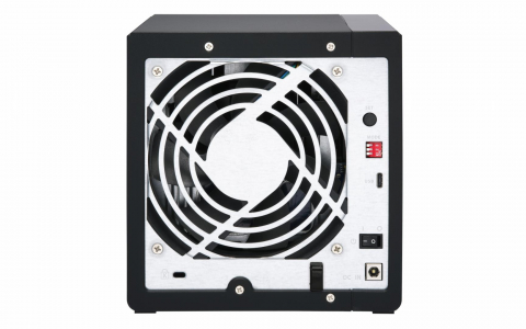 EXT USB QNAP TR-004 4BAY SATA TWR [2]