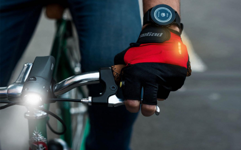 MANUSI PEGAS CU SEMNAL LED, XXL, ROSU [3]