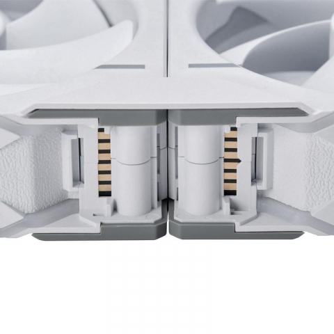 PHANTEKS D30 PWM Rg Afw D-RGB 3x 120mm A [7]