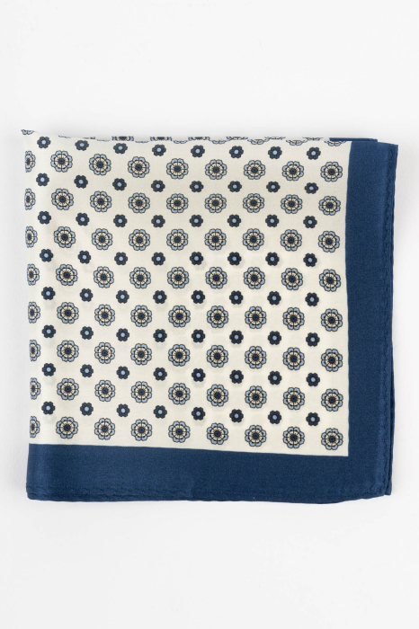 Batista matase naturala alba cu imprimeu floral bleumarin [2]