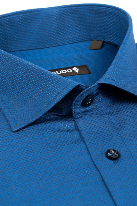 Camasa albastra regular cu model in tesatura [2]