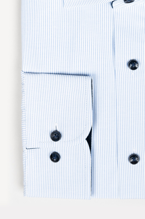 CamasA slim fit 2XL alba cu dungi albastre [2]