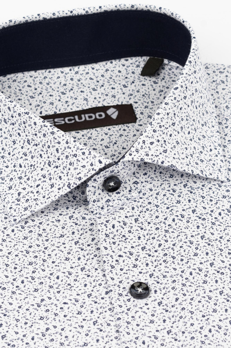 Camasa slim fit alba cu imprimeuri bleumarin mici 2XL [3]