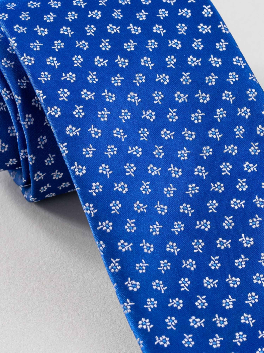 Cravata albastra cu elemente florale [2]