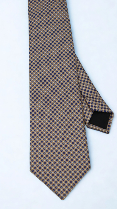Cravată coniac cu model geometric alb si negru [2]
