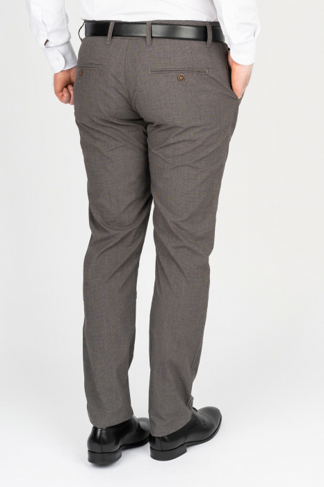 Pantaloni barbati chino slim maro [2]