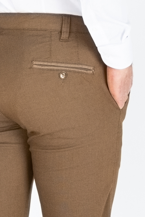 Pantaloni chino casual regular maro [2]