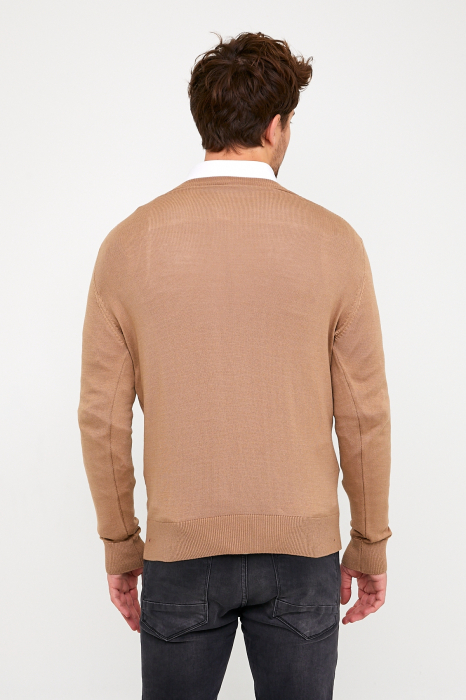 Pulover slim bej cu anchior [6]