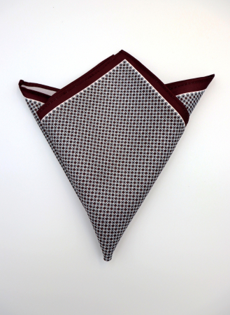 Batista alba cu model floral si margini visinii [0]