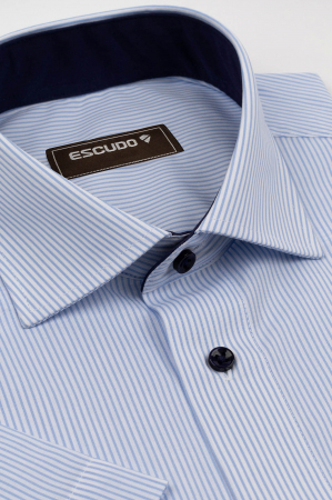 DUNGI SI CAROURI - Camasa barbati regular fit alba cu dungi bleu maneca scurta