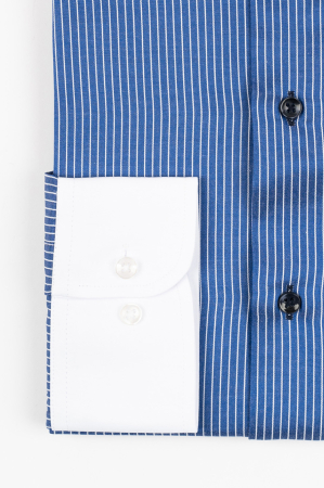 CAMASI CU DUNGI SI CAROURI - Camasa barbati slim fit albastra cu dungi fine albe