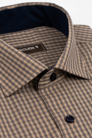 CAMASI CU MANECA SCURTA - Camasa barbati regular fit cappuccino cu caro navy cu maneca scurta