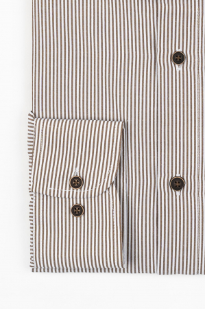 CAMASI CU DUNGI SI CAROURI - Camasa barbati slim fit alba cu dungi maro 2XL