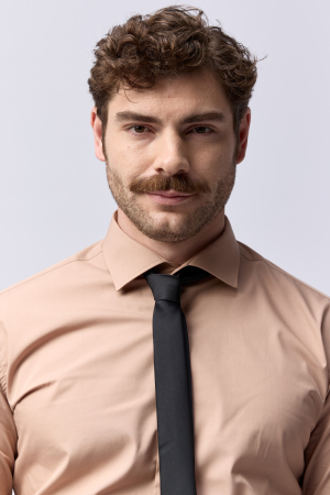 CAMASI CLASICE - Camasa barbati slim fit maro-deschis