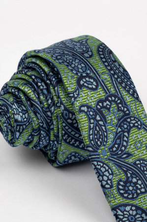 Cravata ingusta verde cu model paisley bleumarin si bleu