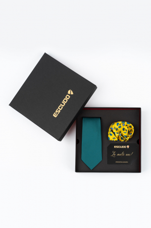 SET CADOU - Set elegant 2 piese - cravata verde si batista galbena cu design