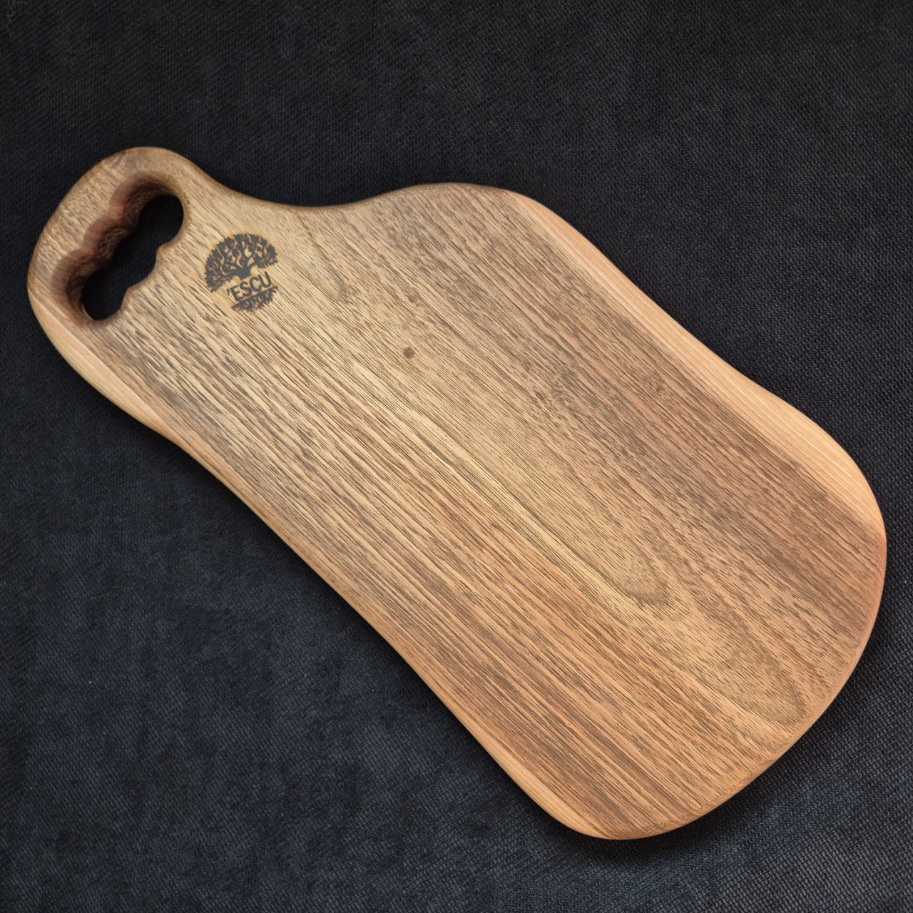 platou-servire-mare-lemn-masiv-handmade-escu-woodwork [2]