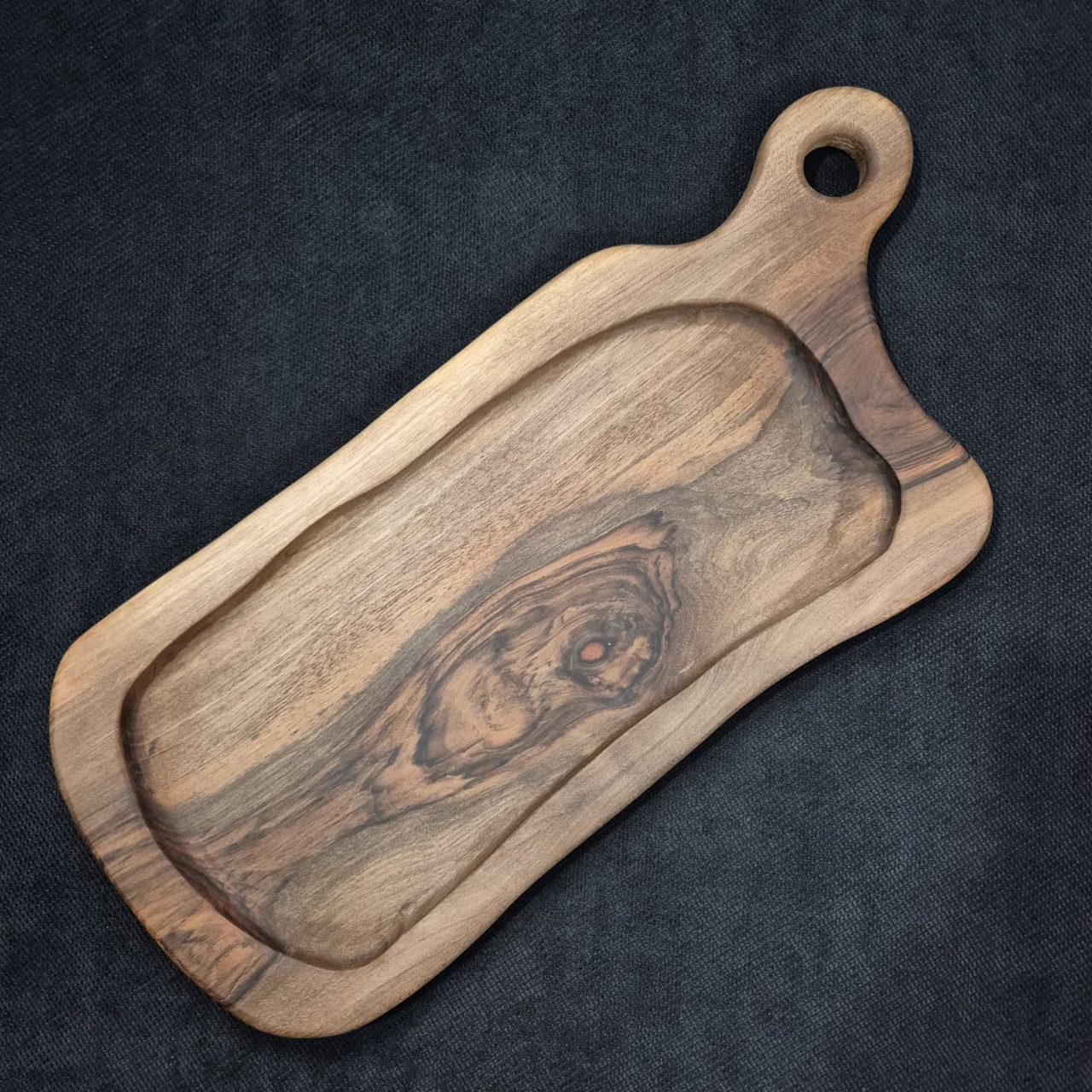 Platou de servire din lemn – ideal pentru carne si preparate cu sos | ESCU Woodwork [1]