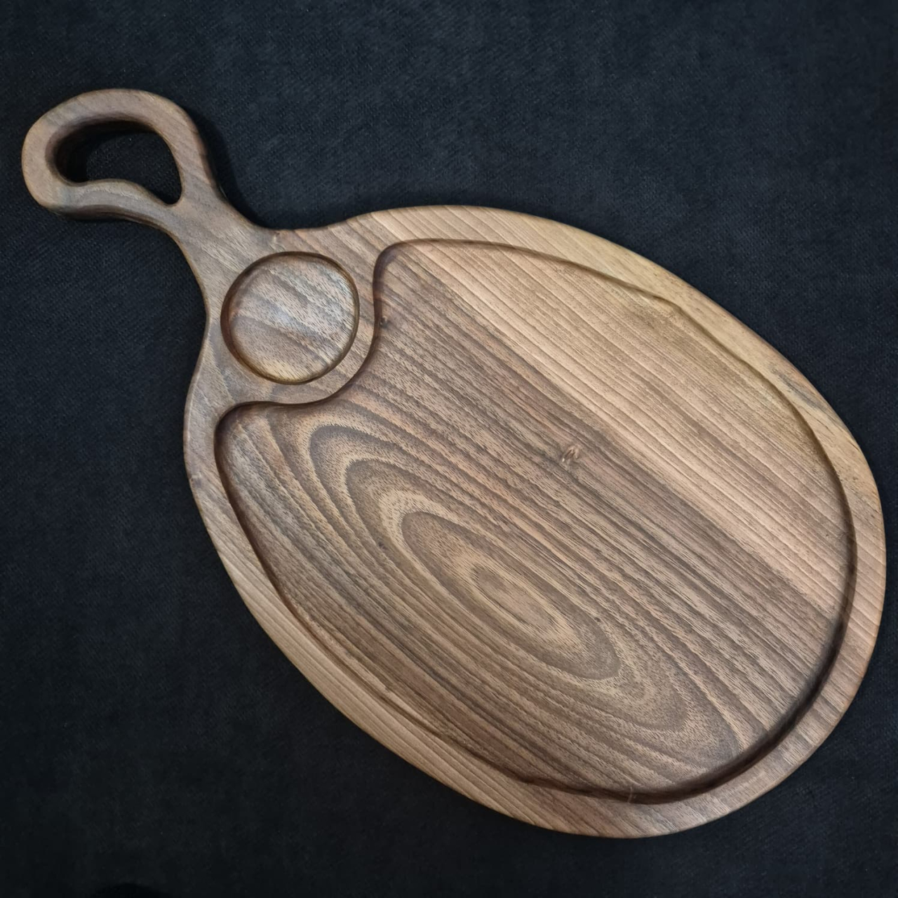 platou-servire-nuc-escu-woodwork [1]