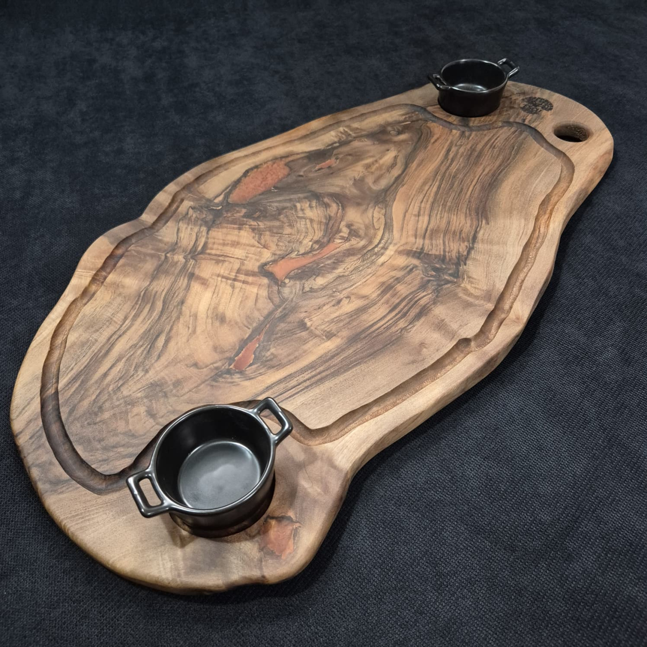 platou-servire-lemn-nuc-canelura-model-unic-escu-woodwork [5]