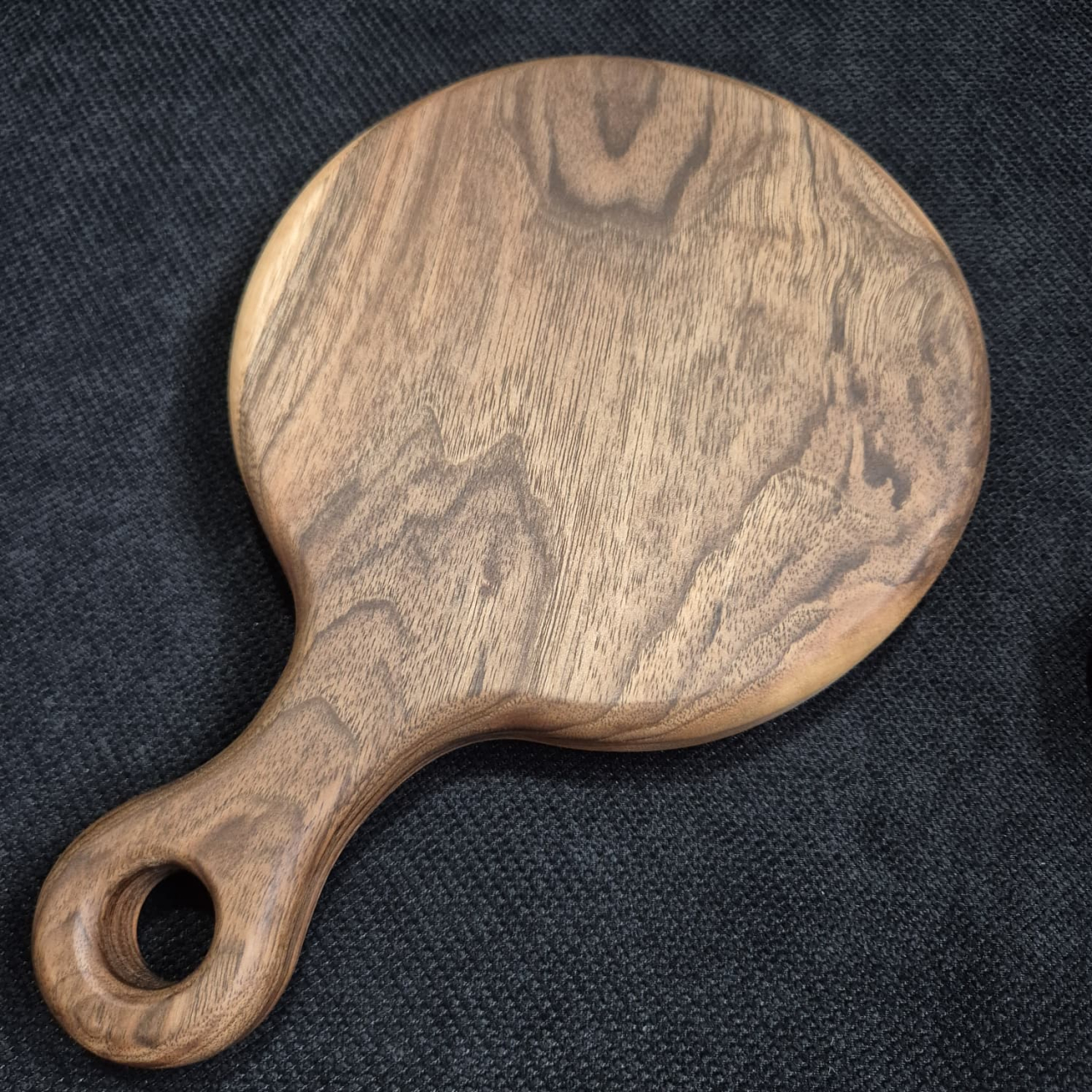 Set 2 platouri rotunde din lemn masiv Family of Two – ESCU Woodwork [3]