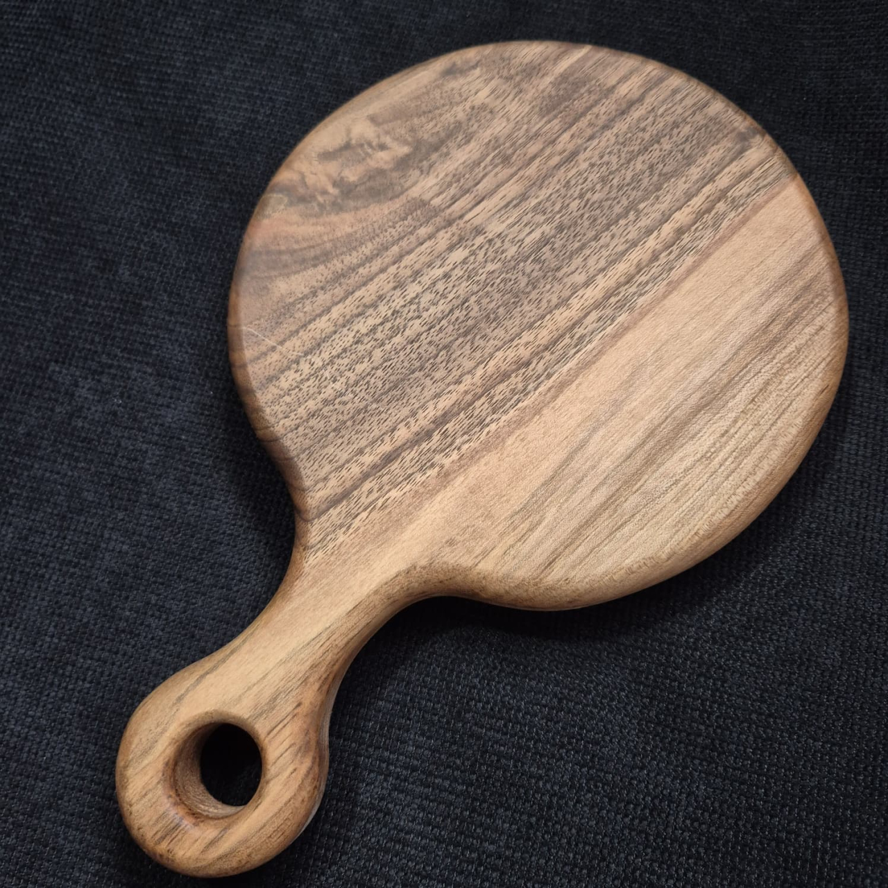 Set 2 platouri rotunde din lemn masiv Family of Two – ESCU Woodwork [5]