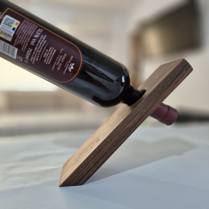 Suport vin handmade din lemn – minimalism și rafinament ESCU Woodwork [2]