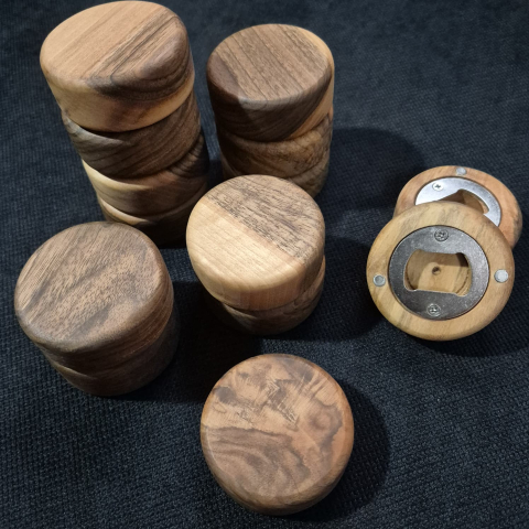 DESFACATOR - Desfăcător sticle din lemn masiv – model unic