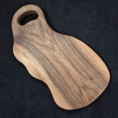TOCATOARE SI PLATOURI - Platou de servire din lemn masiv cu design organic | Handmade | ‘ESCU Woodwork