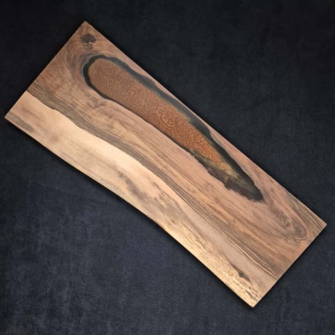 TOCATOARE SI PLATOURI - Platou de servire din lemn și rășină epoxidică – handmade Romania | ESCU Woodwork