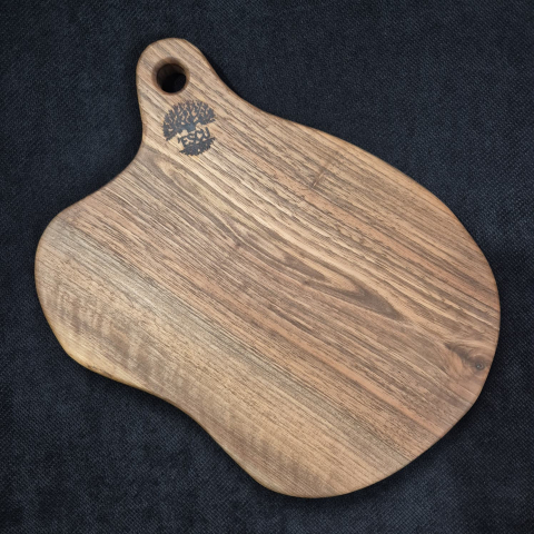 Platou de servire / tocator din lemn masiv de nuc – handmade Romania | ESCU Woodwork [1]