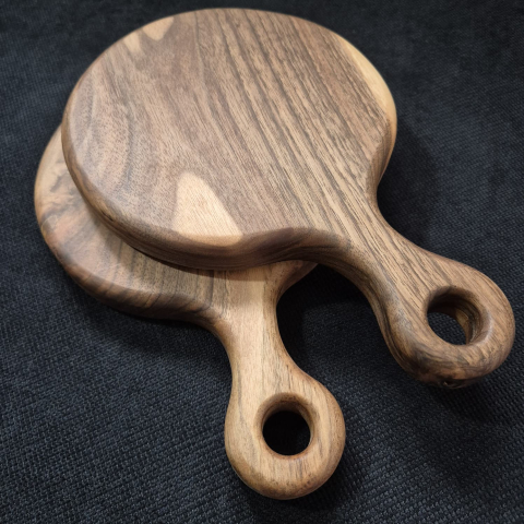 TOCATOARE SI PLATOURI - Set 2 platouri rotunde din lemn masiv Family of Two – ESCU Woodwork