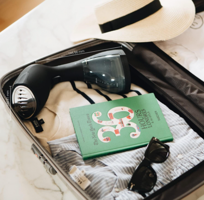 Aparat de călcat cu abur vertical SteamOne [3]