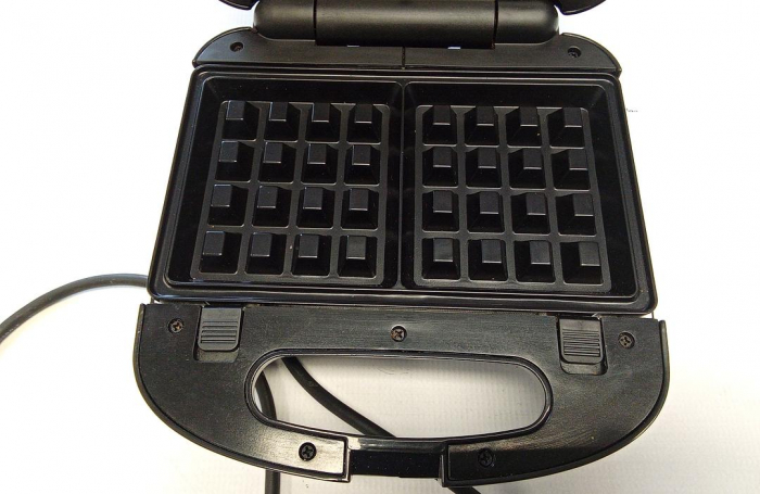 Aparat de făcut sandvișuri 3 în 1 Russell Hobbs 24540 56/RH Sandwich Maker, 760 W [6]