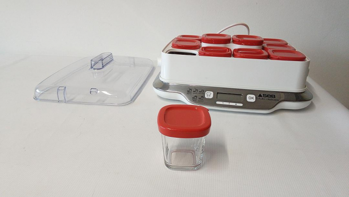 Aparat de preparat iaurt SEB YG661500, 12 sticle [3]
