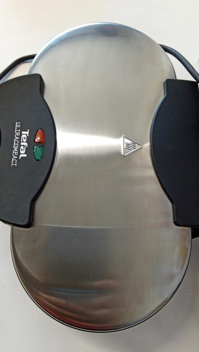 Aparat pentru vafe/gofre Tefal WM 311D Negru, otel inoxidabil, 1200W [5]