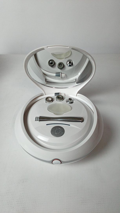 Aparat Pureo Derma Peel pentru microdermabraziune Beurer FC 100 [2]