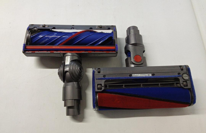 Aspirator vertical DYSON V8 Total Clean, 0.54l, 21.6V, autonomie max 40 min [5]