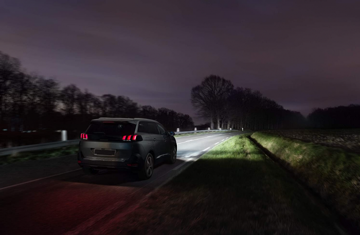 Bec far auto Philips X-tremeVision Pro150 HIR2 +150% [8]