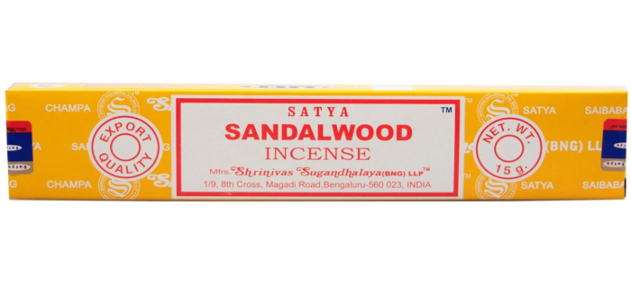 Bețișoare de tămâie din lemn de santal Satya 15 g, cutie cu 12 pachete [6]