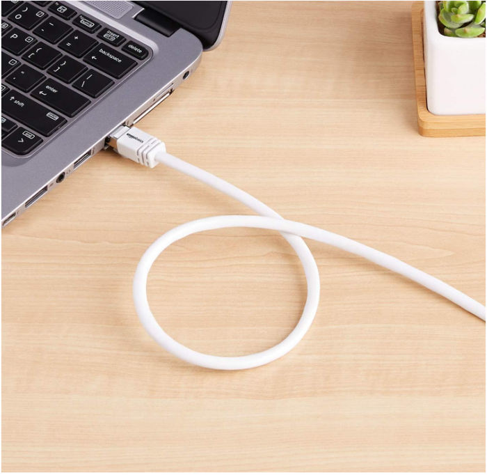 Cablu de rețea Ethernet RJ45 Cat 7 Amazon Basics, 10 Gpbs, 600 MHz, 1.5 metri, alb [4]